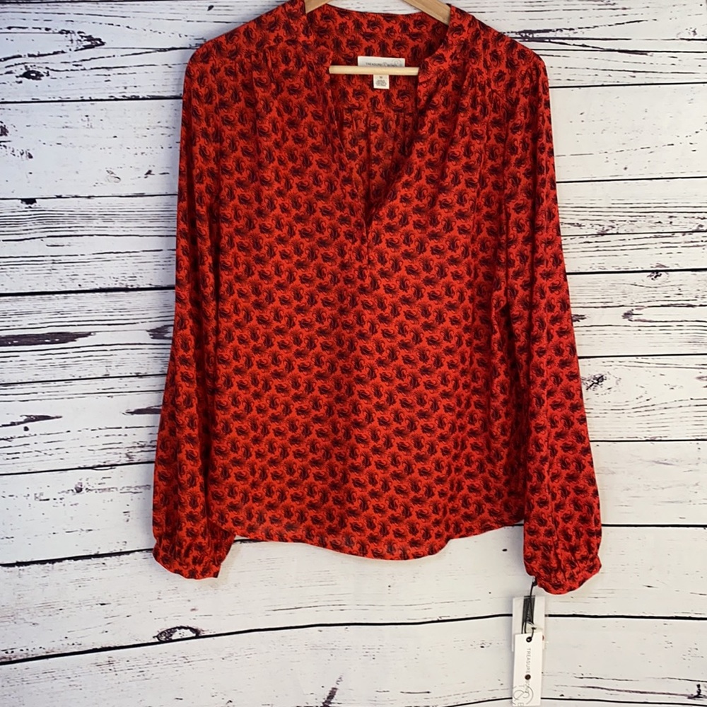 Beautiful Treasure and Bond top NWT Medium